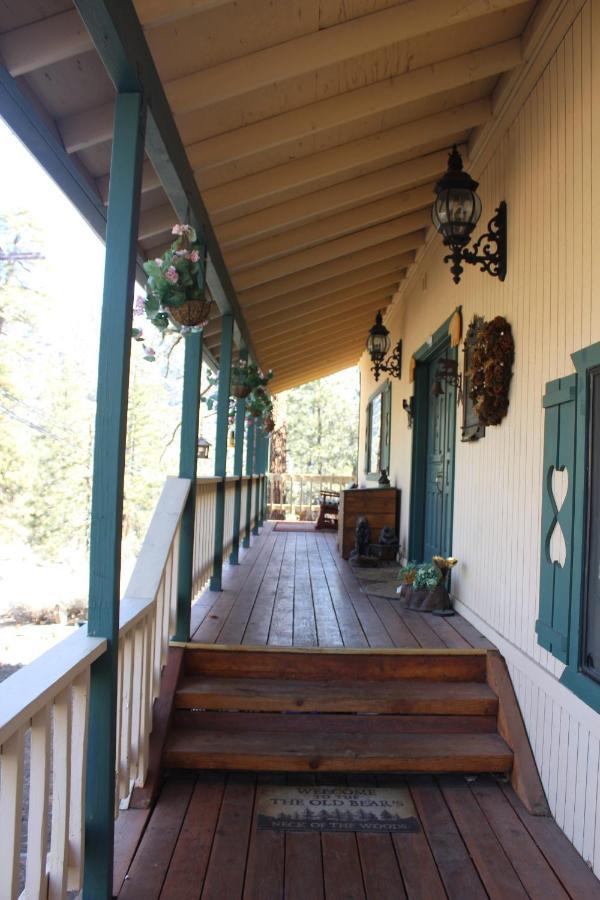 The Old Bear Bnb Bed & Breakfast Pine Mountain Club Exterior photo